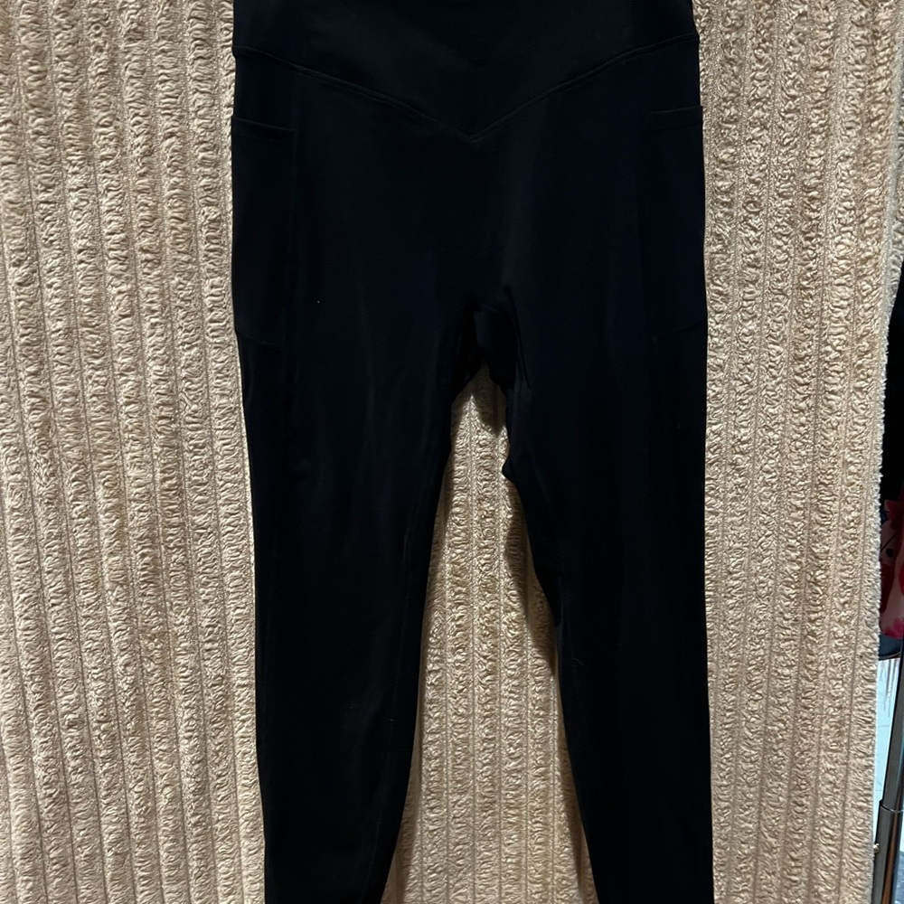 HALARA Black High-Waist Leggings